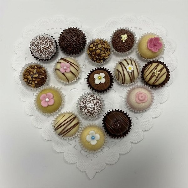 Enfeite de Papel - Coração Rendado - Branco - 10x10cm - 24 unidades - Rizzo