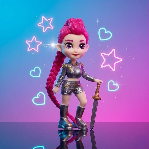 Boneca Rumi Guerreiras do K-POP - Roupa Prateada - 15cm - 1 unidade - Rizzo