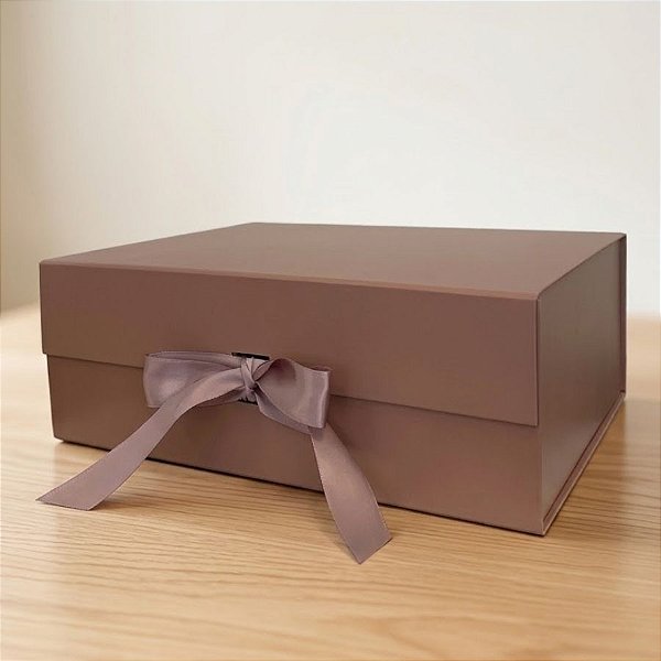 Caixa de Papel Rígido Retangular com Imã e Fita  - Nude - G 33x25x12cm - 1 unidade - Rizzo