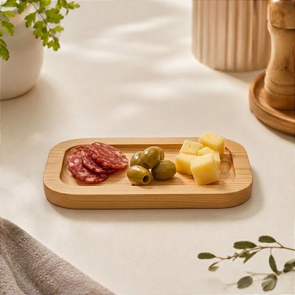 Bandeja Retângular em Madeira Pinus - 17,5x10cm - 1 unidade - Rizzo