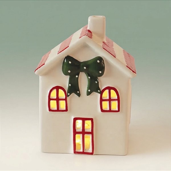 Enfeite Decorativo De Natal - Casa Branca, Vermelho e Verde com LED - 9,5x13x8cm - 1 unidade - Cromus - Rizzo