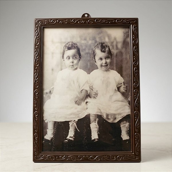 Enfeite Decorativo de Halloween - Quadro Holográfico Crianças/Fantasmas - 34x47cm - 1 unidade - Rizzo