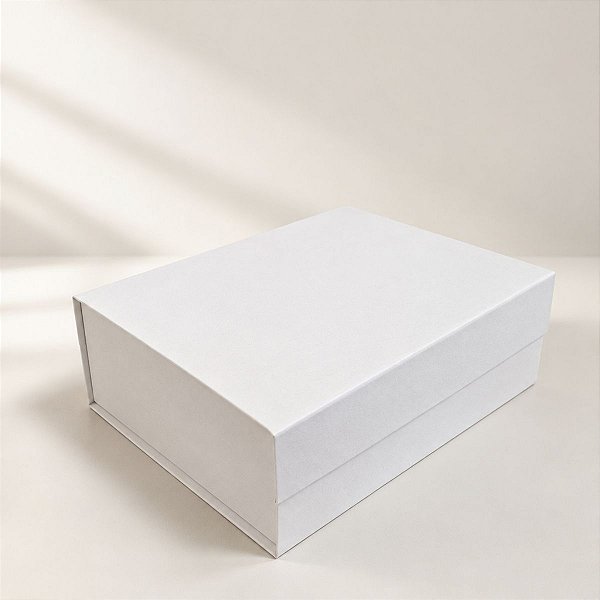 Caixa de Papel Rígido Retangular com Imã  - Branco - M 19x26x9cm - 1 unidade - Cromus - Rizzo