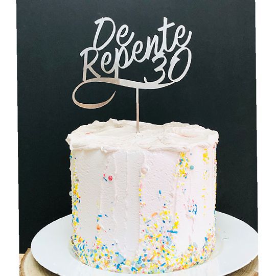 Topo de Bolo De Repente 30 Metalizado Prata Sonho Fino Rizzo Confeitaria