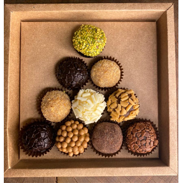 Caixa Brigadeiro Natal Kraft com 5 un Assk Rizzo Confeitaria