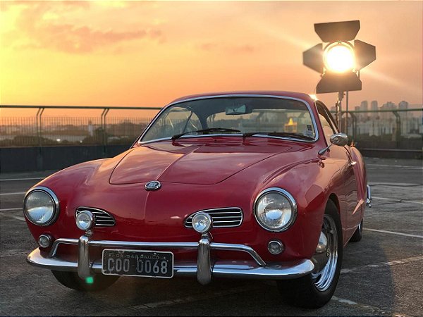 Aluguel de Carro Antigo -  Volkswagen Karmann Ghia 1968 Vermelho Vintage