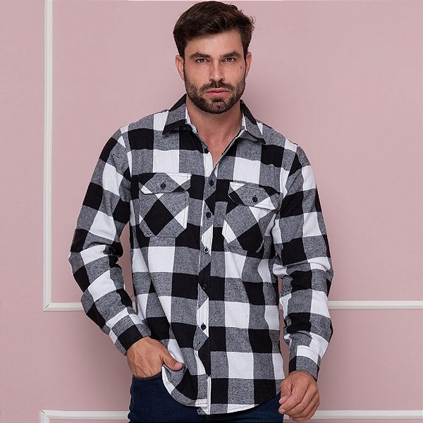 Camisa Masculina Flanelada com Bolsos Xadrez Preta e Branca