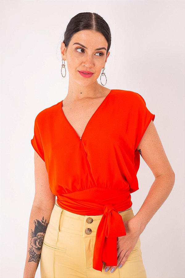 BLUSA MANGA CURTA TRANSPASSADA VALÉRIA LARANJA