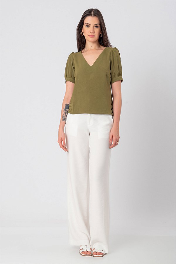 BLUSA DECOTE V CREPE MANGA CURTA MILITAR JASMINE