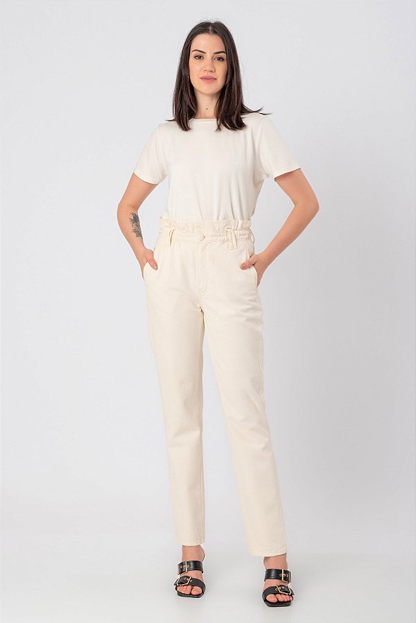 T-SHIRT MANGA CURTA SOFIA ESSENTIAL OFF WHITE