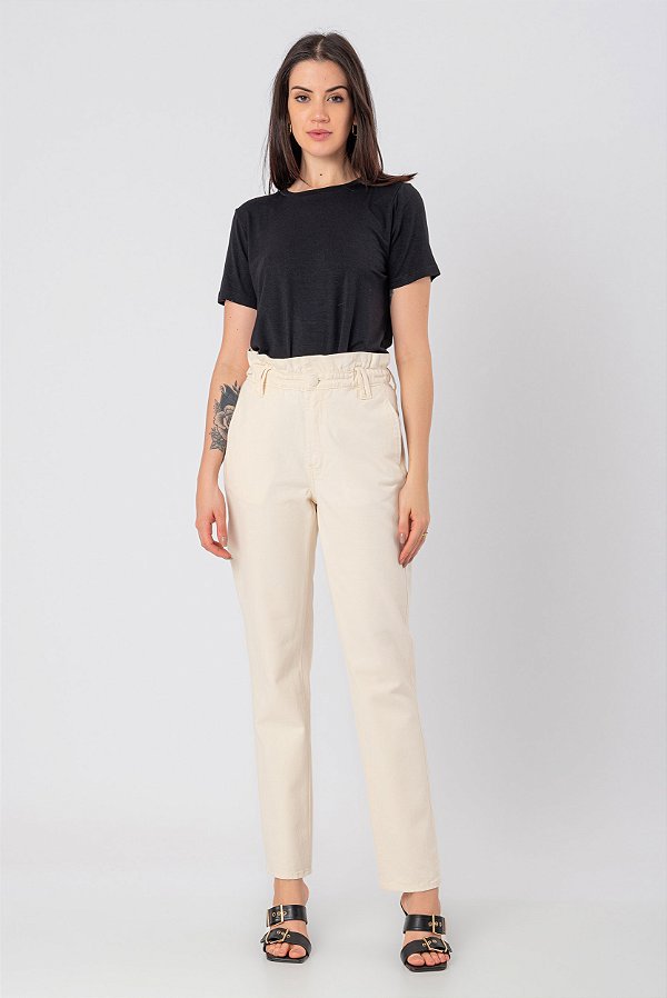 T-SHIRT MANGA CURTA SOFIA ESSENTIAL PRETO