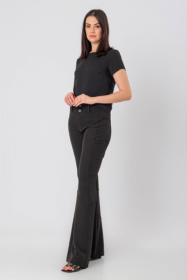 CALÇA FLARE CREPE PRETO MARIA RITA