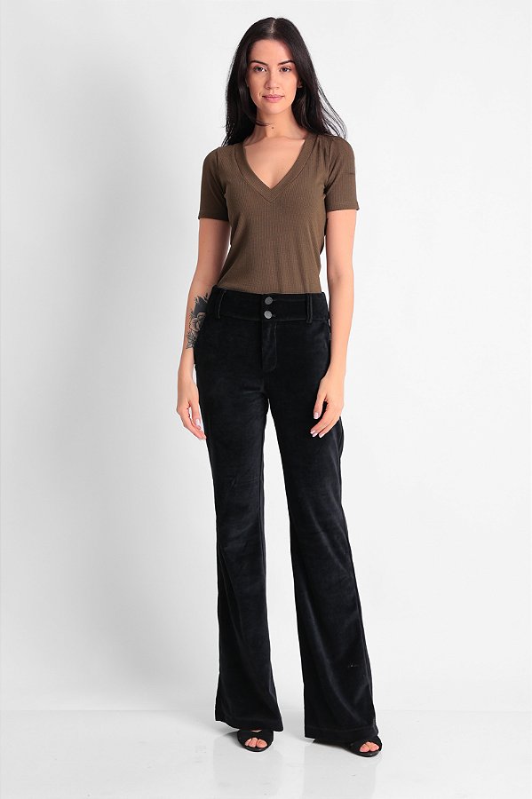 CALÇA FLARE PLUSH PRETO ISIS