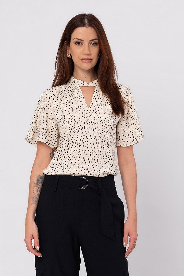 BLUSA MANGA CURTA NEO MINIMAL CARAMEL