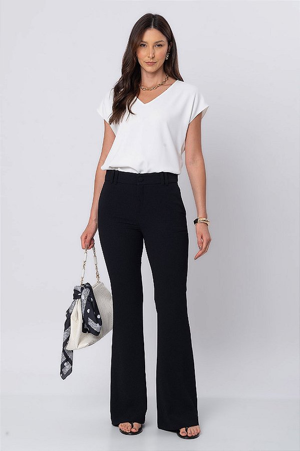CALÇA FLARE CREPE CAROL PRETO