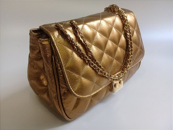 Bolsa matelasse  metalizada ouro velho