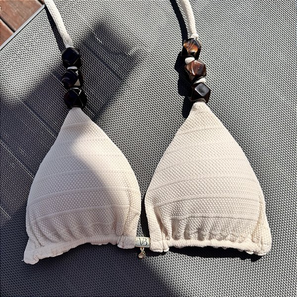 Cortininha 004 com Bojo Maleável Rivieira off white com pedra marrom (CALCINHA NÃO INCLUSO)