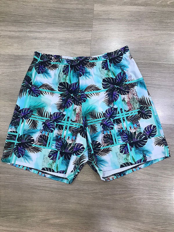 Bermuda masculina folha azul fundo verde
