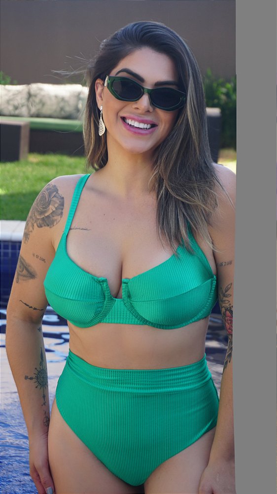 Biquini meia taça hot pant canelado verde