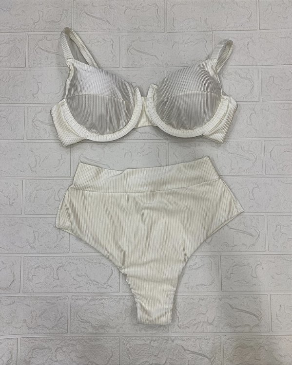 Biquini meia taça hot pant canelado - pérola
