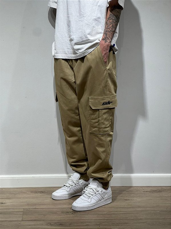 CALÇA CARGO JOGGER SARJA PREMIUM (bege)