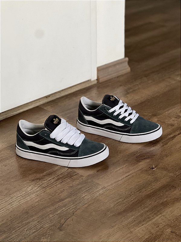 MAD RATS OLD SCHOOL AZUL PETRÓLEO (acompanha os dois cadarços)