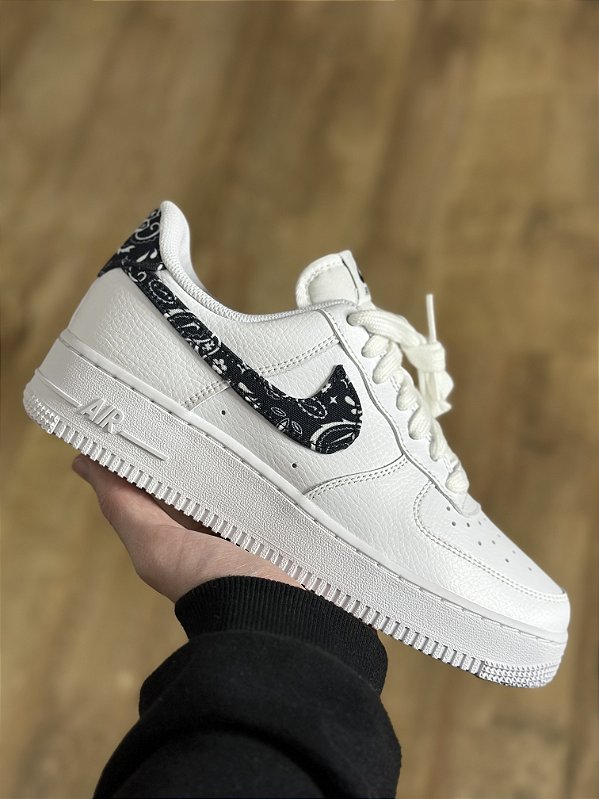 AIR FORCE 1 “White Black Paisley”