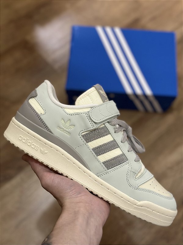 ADIDAS FORUM 84 LOW (linen green)