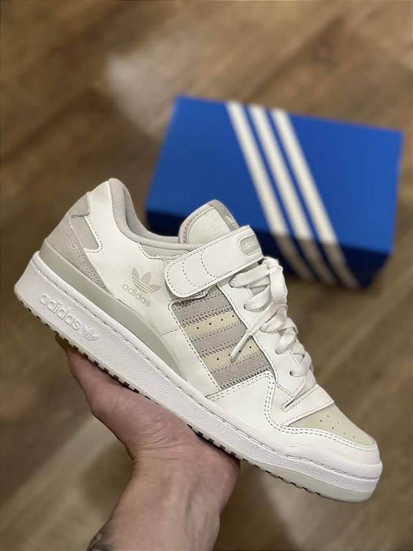 ADIDAS FORUM LOW (white/grey)