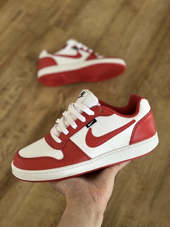 NIKE EBERNON LOW (branca/vermelho)