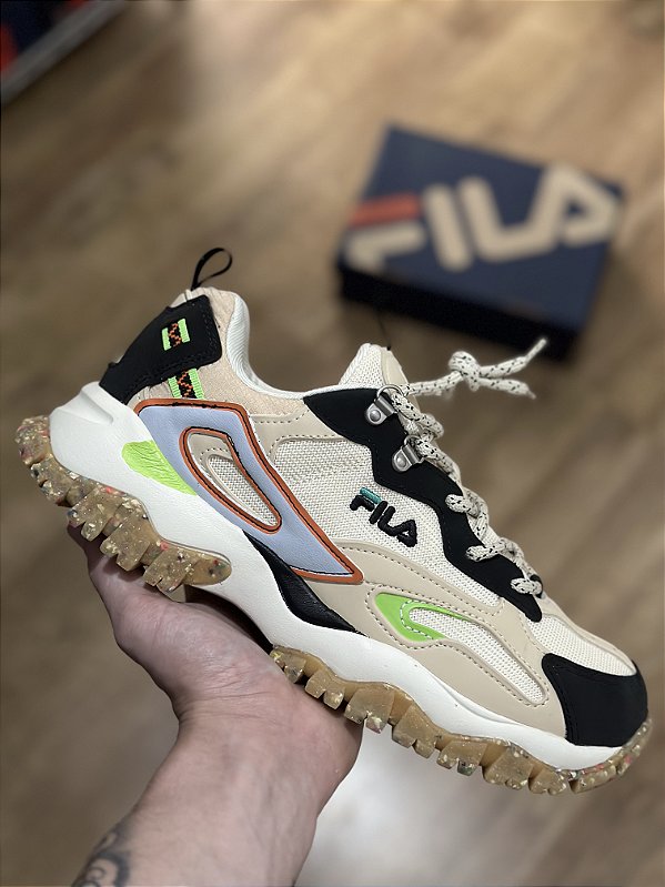 FILA RAY TRACER (bege/preto/verde)