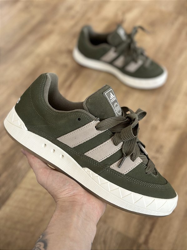 ADIDAS ADIMATIC (verde) *sem caixa*