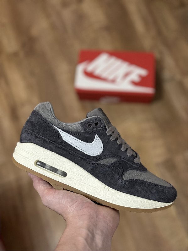NIKE AIR MAX 1 “Crepe”