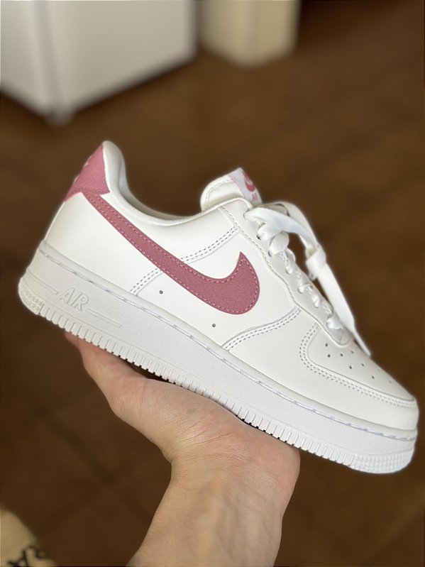 AIR FORCE 1 “Desert Berry”