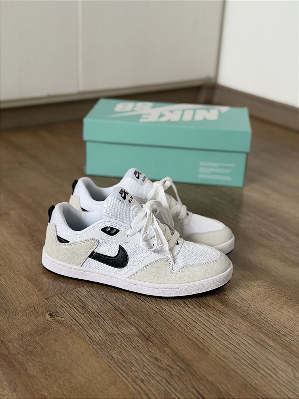 NIKE SB ALLEYOOP (white/black)