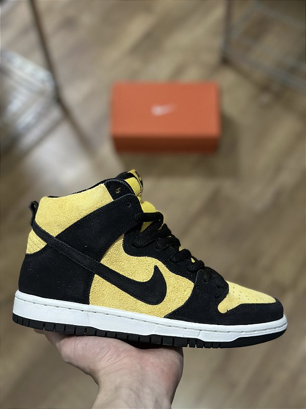 NIKE SB DUNK HIGH PRO “Reverse Goldenrod”