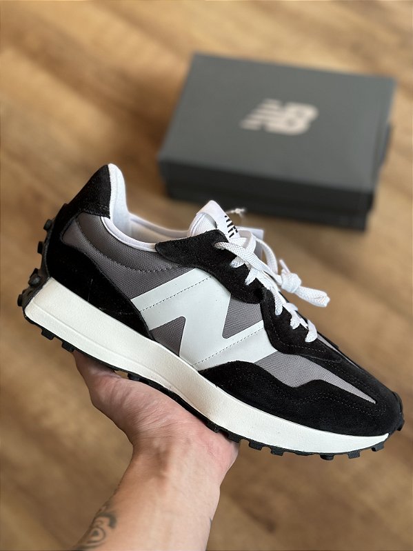NEW BALANCE U327v1 (black/grey)