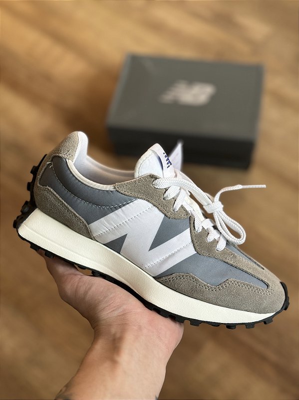 NEW BALANCE U327v1 (grey)