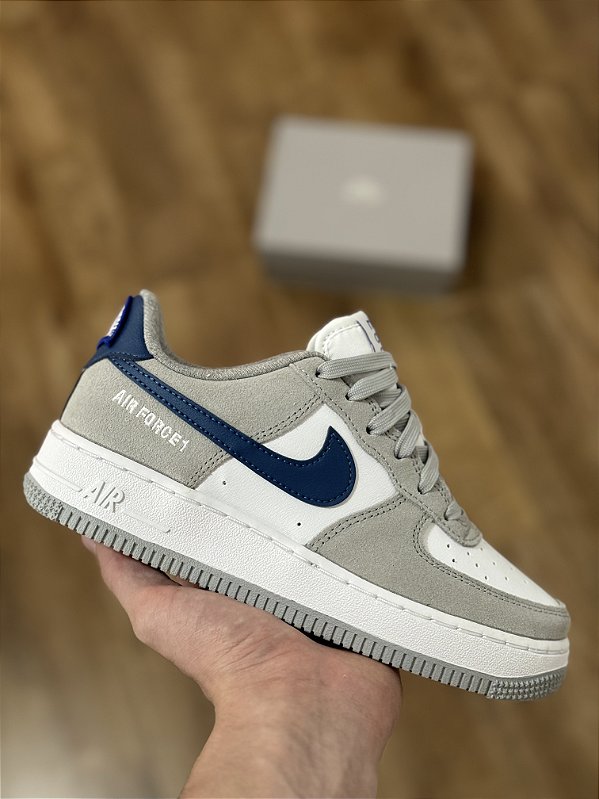 NIKE AIR FORCE 1 LV8 GS Athletic Club “smoke grey/marina”