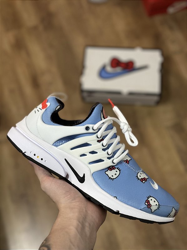 NIKE AIR PRESTO x HELLO KITTY