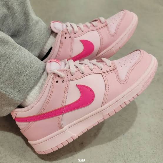 NIKE DUNK LOW (GS)  “Triple Pink”
