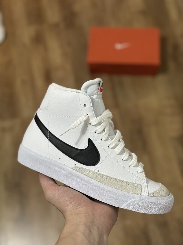 NIKE BLAZER MID ‘77 (GS)