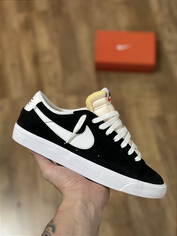 NIKE BLAZER LOW ‘77 SUEDE
