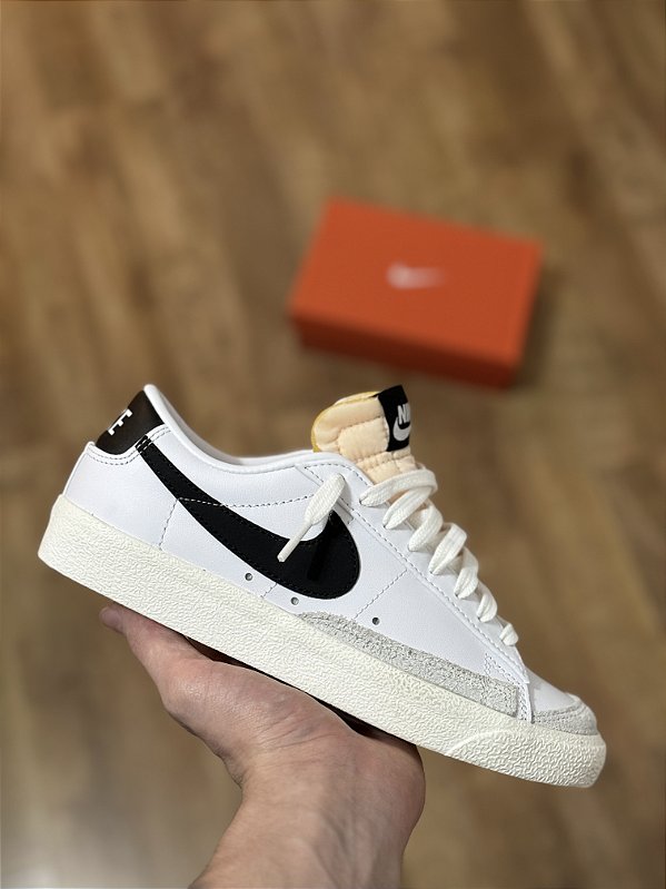 NIKE BLAZER LOW ‘77 (black/white)