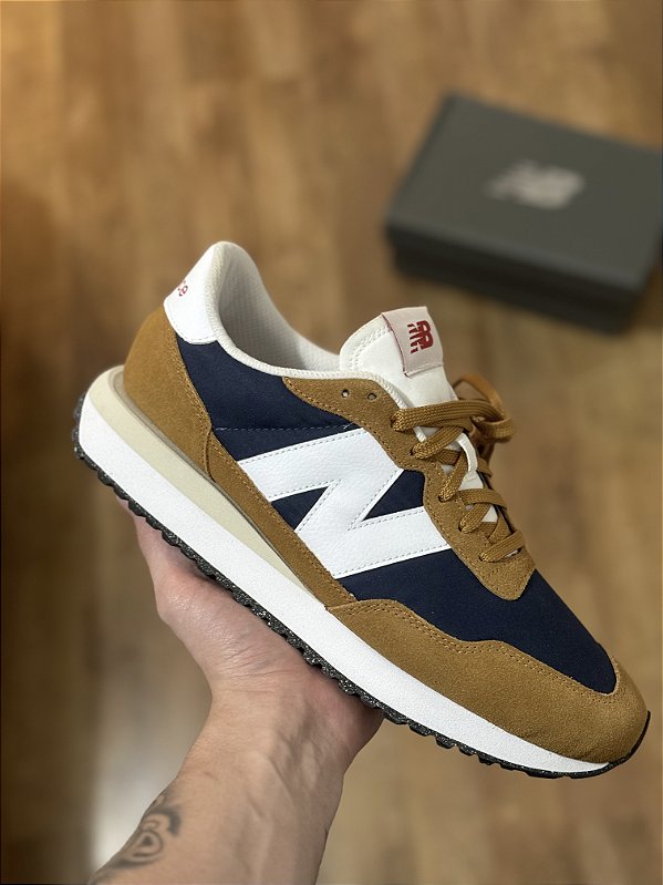 NEW BALANCE 237 (tobacco/navy)