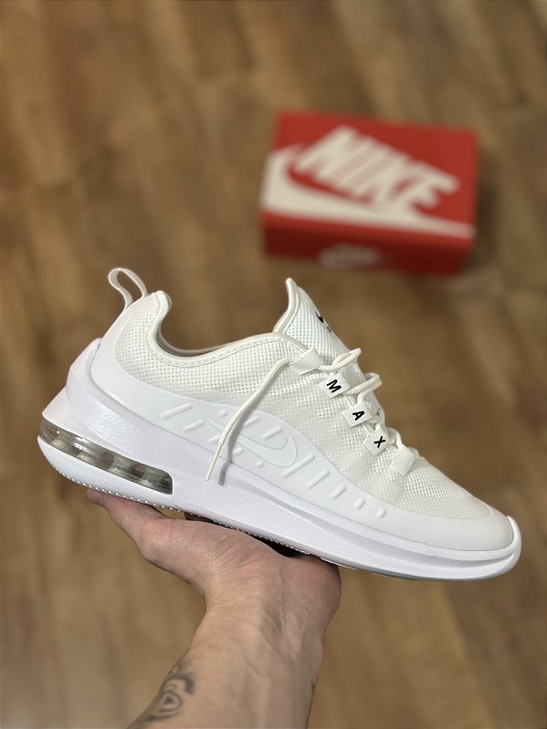 AIR MAX AXIS (white)