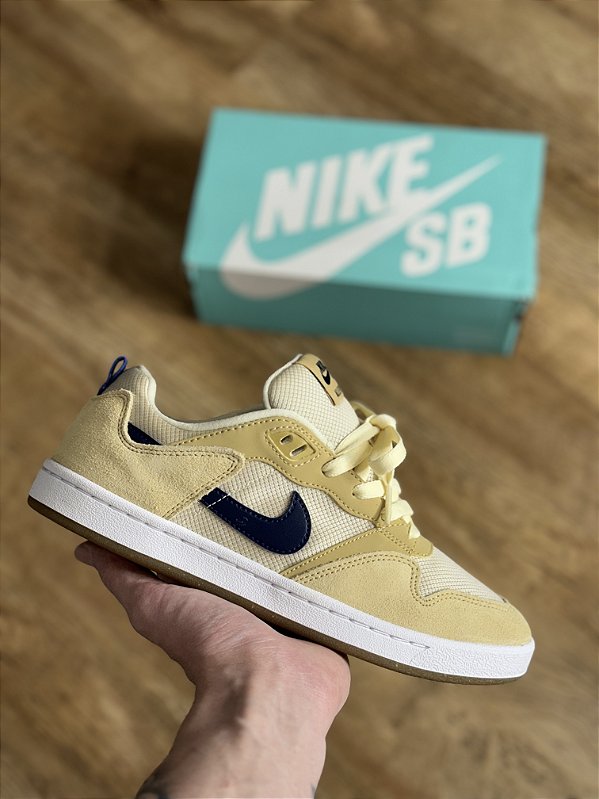 NIKE SB ALLEYOOP (Club Gold)