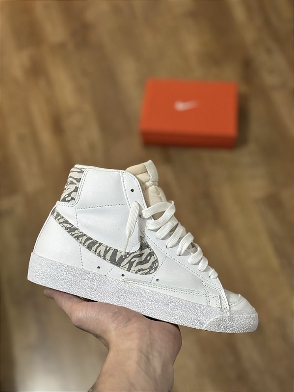 NIKE BLAZER MID ‘77 “Zebra”