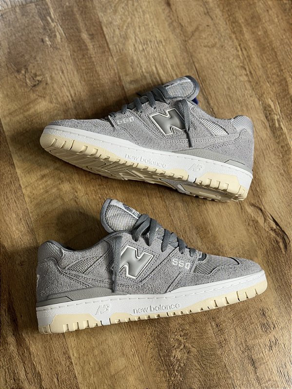 NEW BALANCE 550 (cinza)