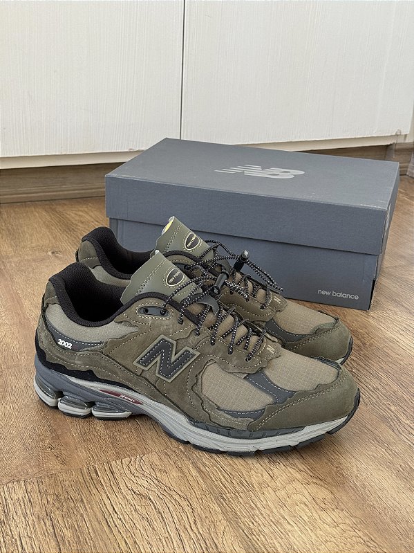 NEW BALANCE 2002R (verde)